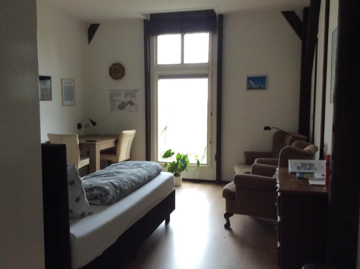 B & B Zazza Raerd Exteriör bild